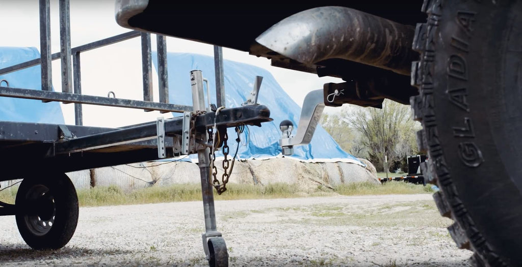 ANDERSEN HITCHES | Alumistinger | Aluminum Heavy Duty Hitch for Trucks | Trailer Hitch | 6,000 lb. GTWR & 600 lb. Tongue Weight | 2" Drop/2-5/16 Ball | 3504