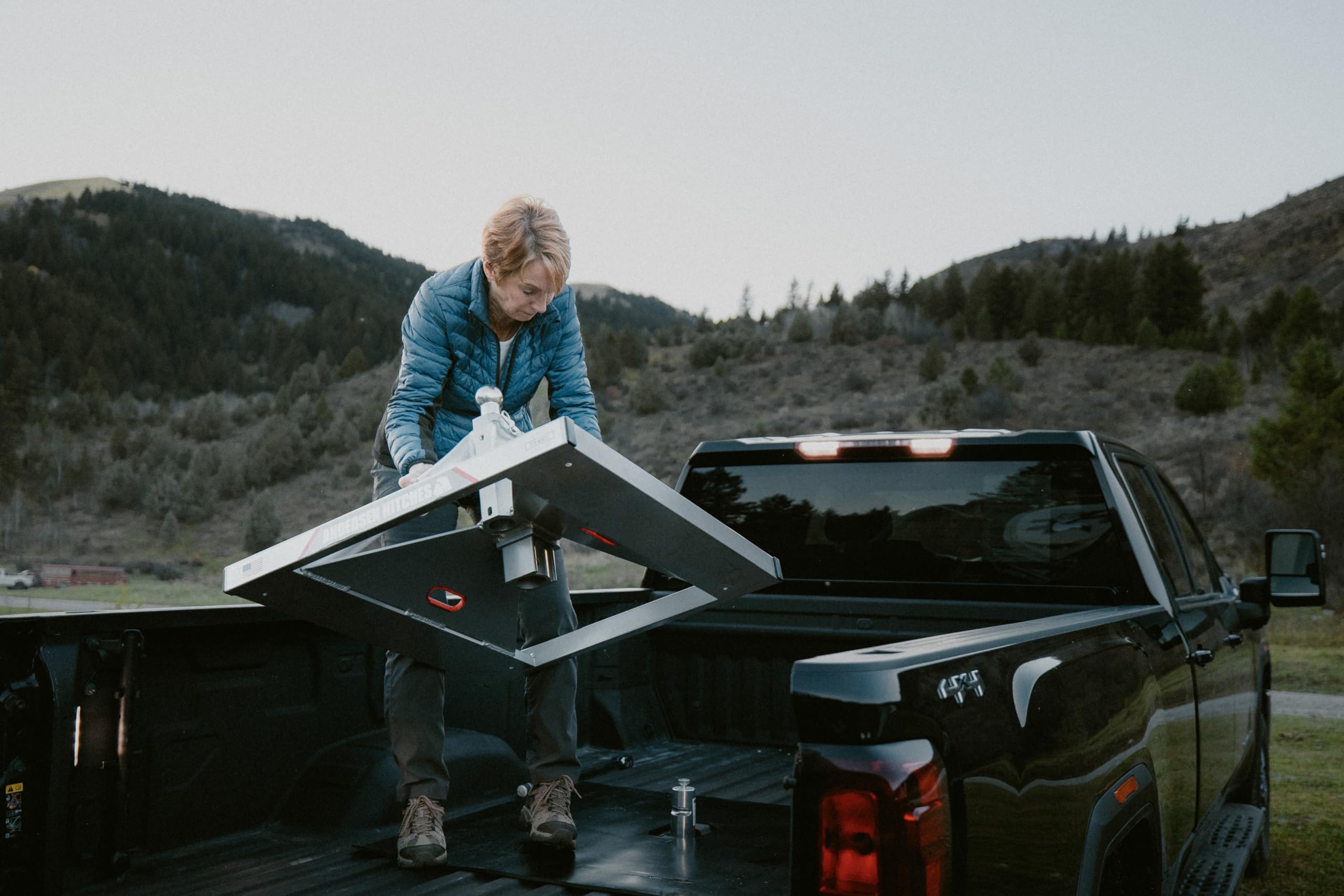 ANDERSEN HITCHES | Ultimate 5th Wheel Connection (Toolbox Model) | 13" Tall Base, 24,000 lbs GTWR, 4,500 LBS tongue weight | Camper Travel Trailers | Campers Adapter Accessories | 3220-TBX